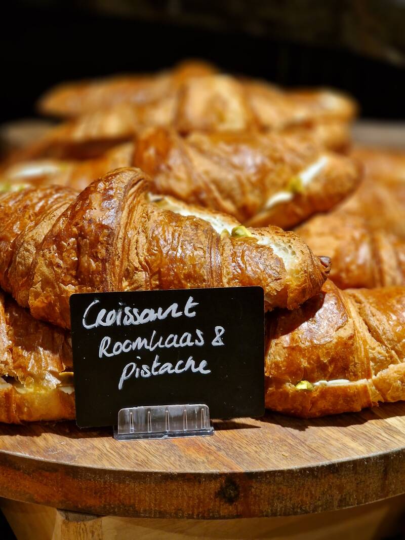 Roomboter croissant Roomkaas & Pistache