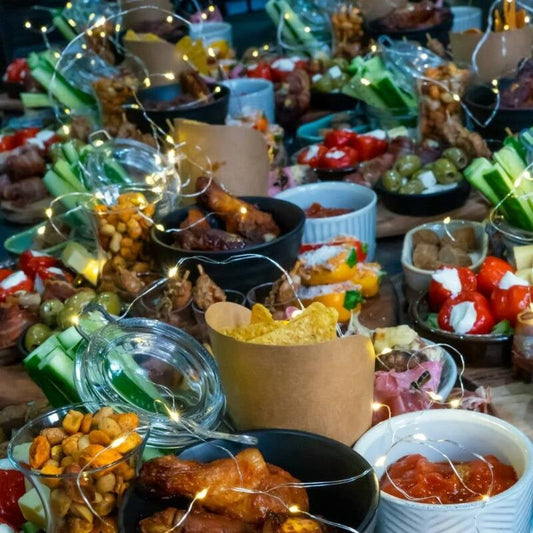 Borrelplank Happy NY (te bestellen vanaf 2 personen, weergegeven prijs is p.p.) — Normaal