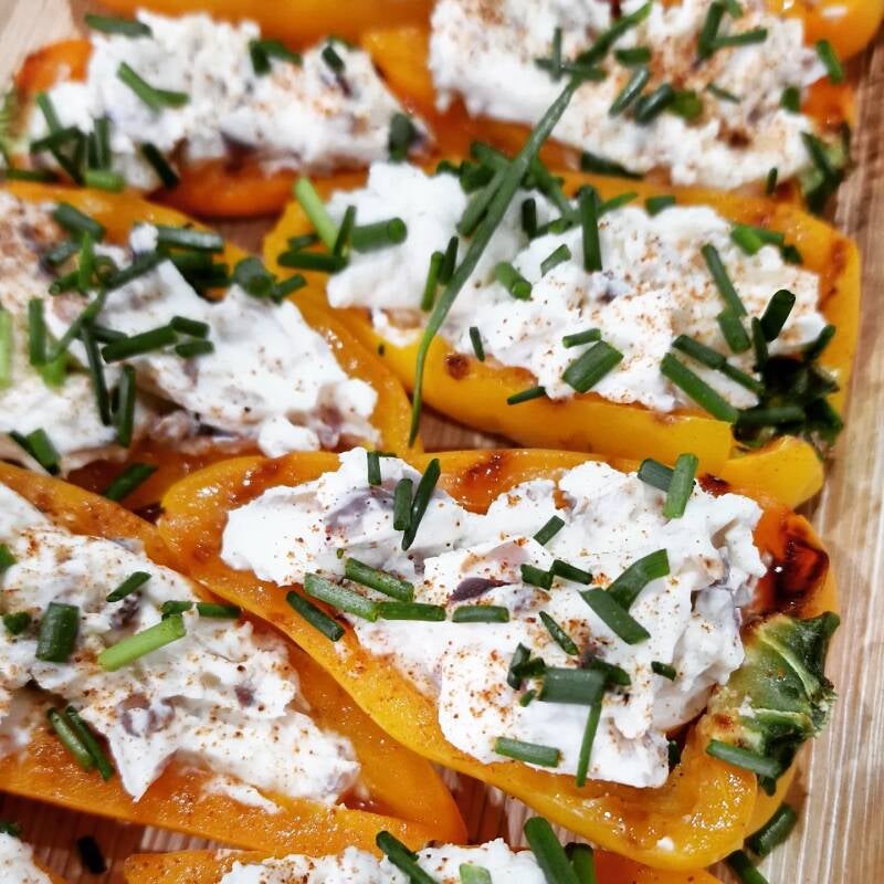 Geroosterde mini paprika gevuld met mascarpone