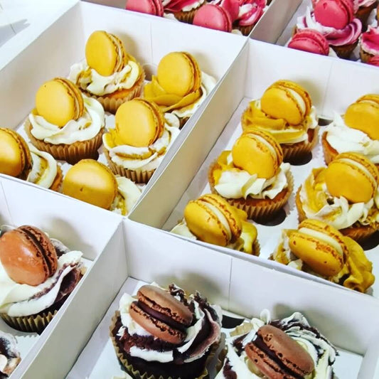 Cupcake - Macaron Citroen (prijs per stuk, bestellen vanaf 6 stuks)